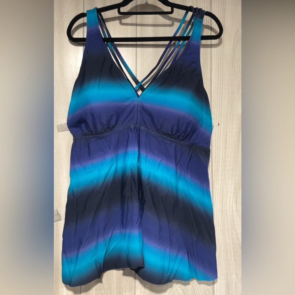 Swim top